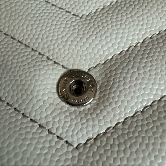 YSL Cassandre Matelasse Compact Wallet White Silver - Picture 10 of 11